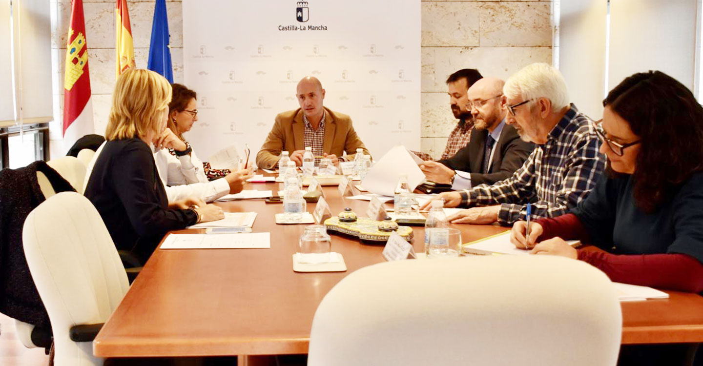 Reunida la Comisión que determinará los Reconocimientos a la Iniciativa Social de Castilla-La Mancha 2018
