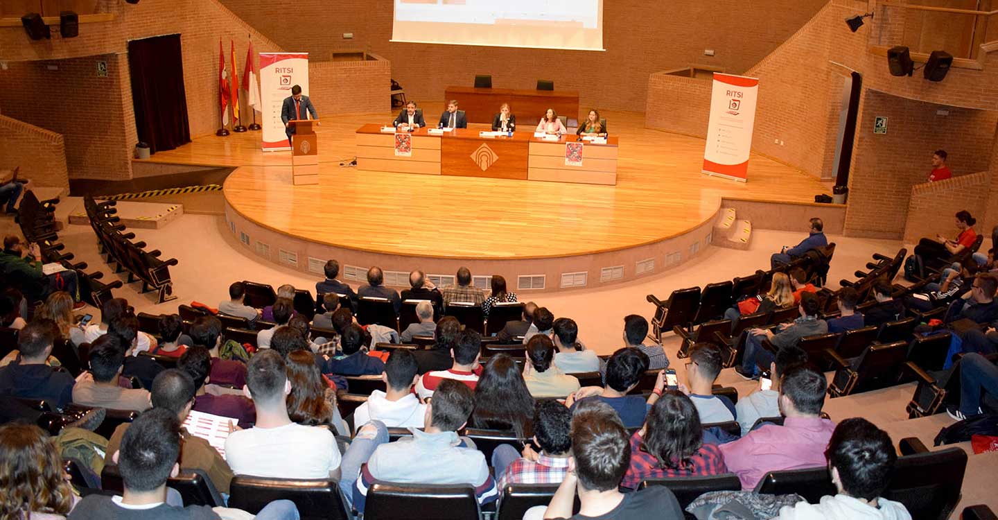 El Campus de Albacete acoge el X congreso nacional de estudiantes de Informática 