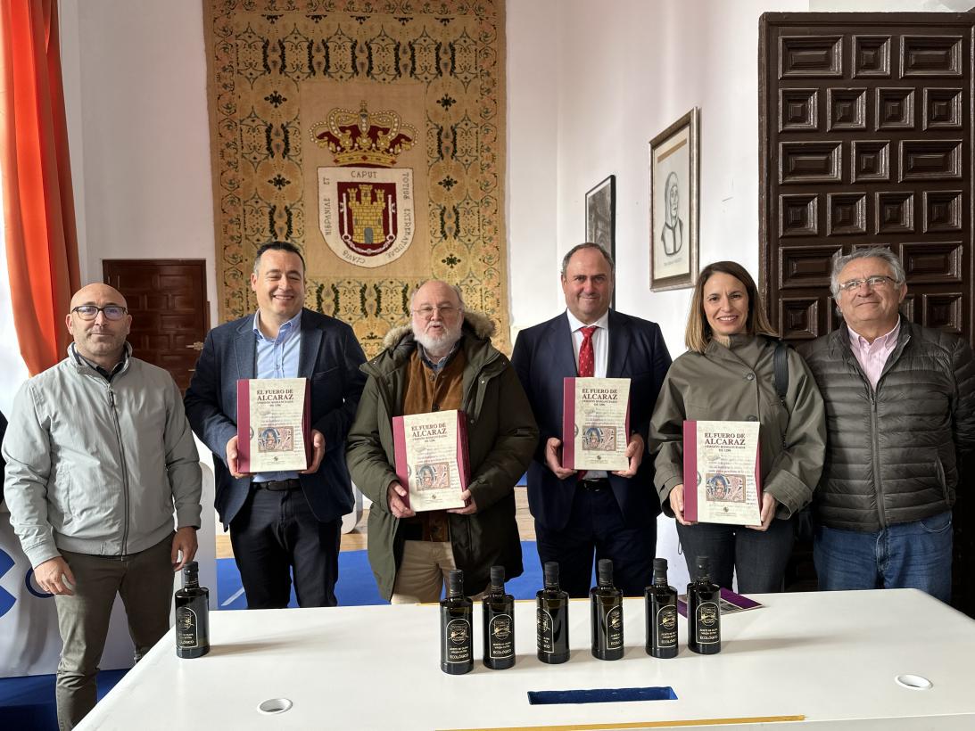 El Gobierno de Castilla-La Mancha pone en valor el aceite de oliva de la Sierra de Alcaraz, una referencia de calidad que supone el 21 por ciento de la provincia de Albacete