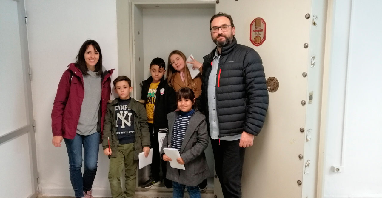 Los alumnos del Colegio Virgen de Cosolación han visitado el Centro Asociado de la UNED de Valdepeñas