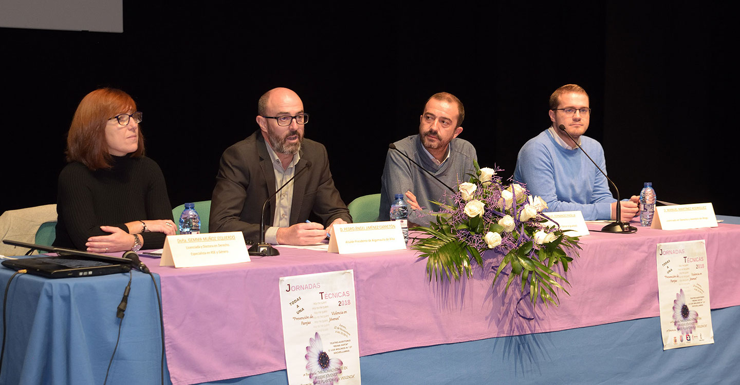 Los centros de la Mujer de Argamasilla de Alba y Socuéllamos organizan una jornada técnica sobre 