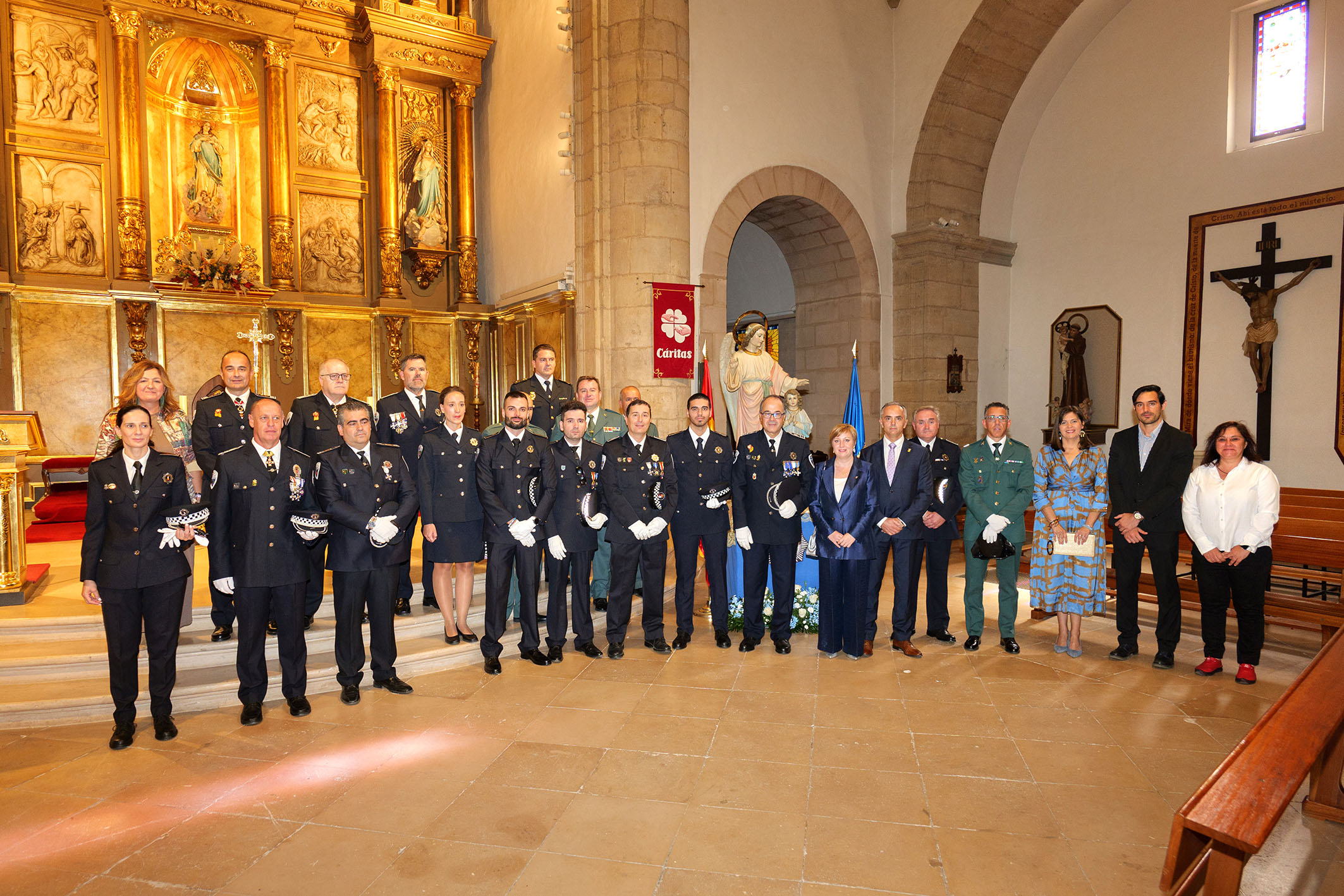 Argamasilla de Alba reconoce la dedicación y compromiso de su Policía Local en la celebración de los Santos Ángeles Custodios