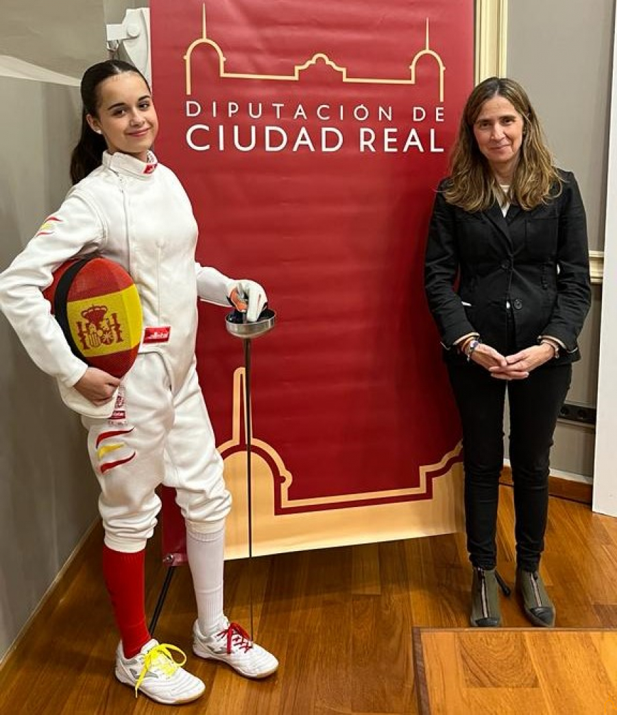  La Diputación de Ciudad Real apoya a la esgrimista Adriana Bastante, que este fin de semana participa en el XX Campeonato del Mediterráneo 2024 