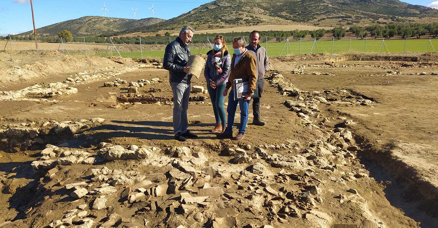 Los últimos hallazgos en la bodega romana de El Peral permiten ponerle nombre