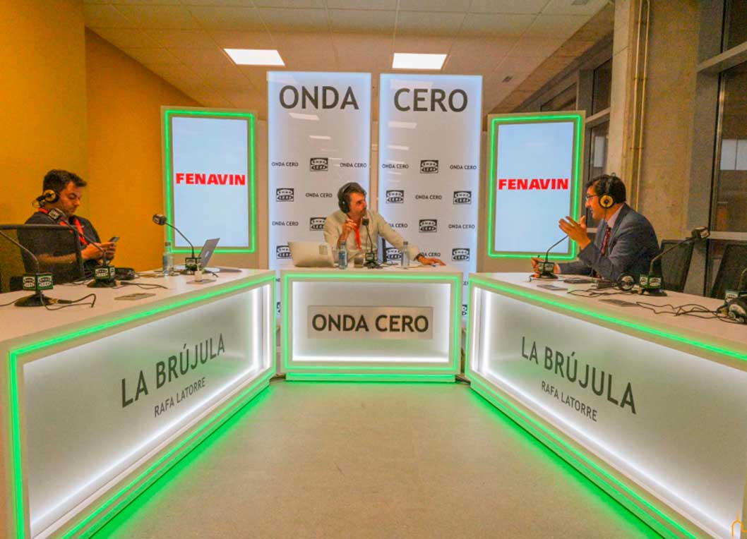  Caballero expresa su satisfacción porque un territorio rural como Ciudad Real ha logrado tener una feria con proyección internacional como FENAVIN 