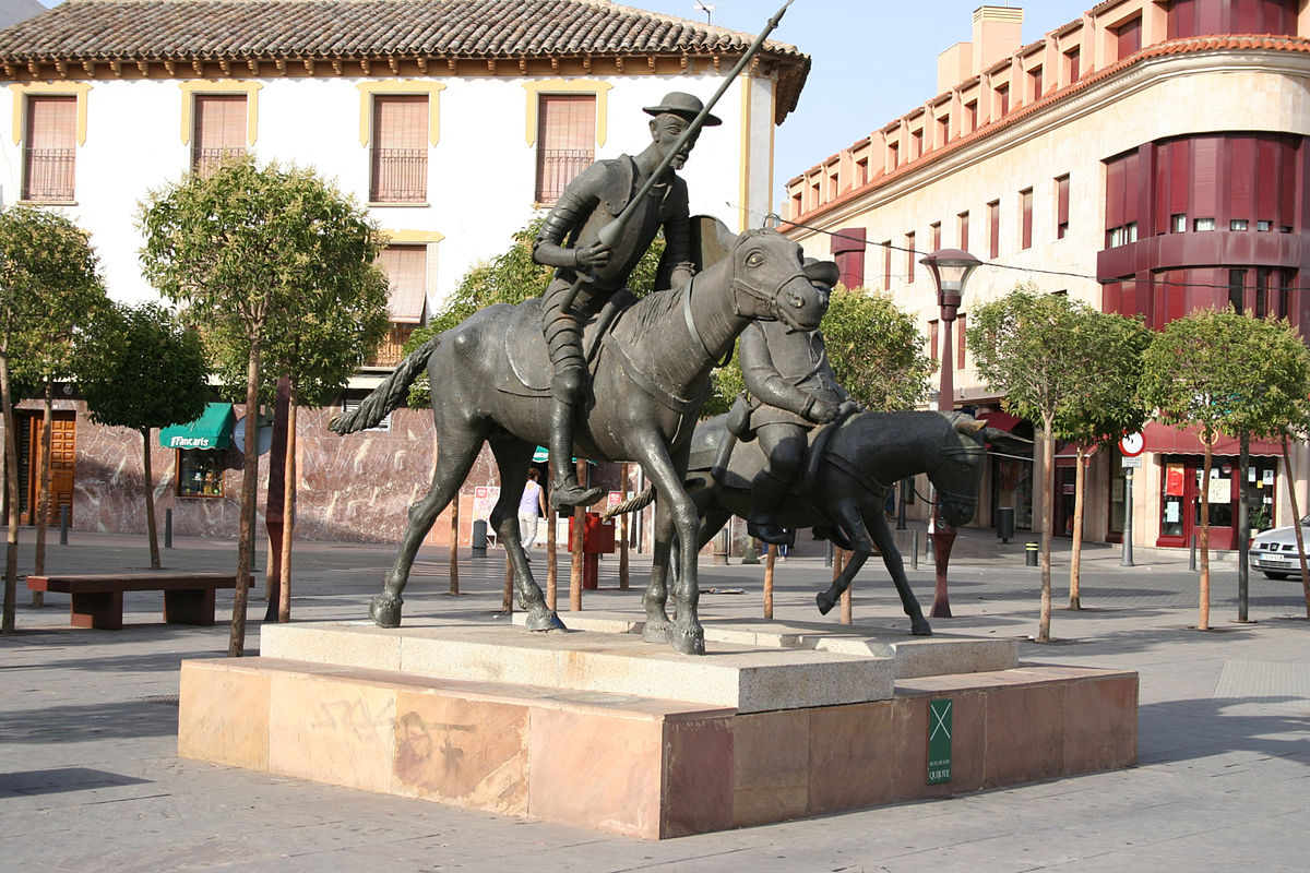 Cervantes Plaza de España Alcázar de San Juan