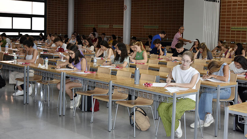 1703 estudiantes inician hoy la EvAU extraordinaria en la Universidad de Castilla-La Mancha 