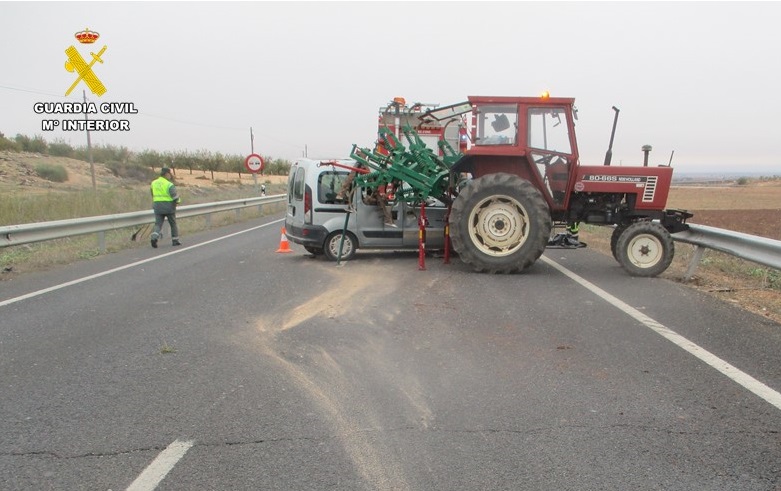 La Guardia Civil investiga al conductor de un vehículo por un delito de lesiones imprudentes en accidente de circulación