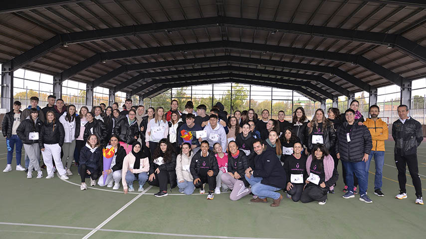 Estudiantes del Campus de Ciudad Real marchan contra la violencia machista encabezados por la atleta Gemma Arenas