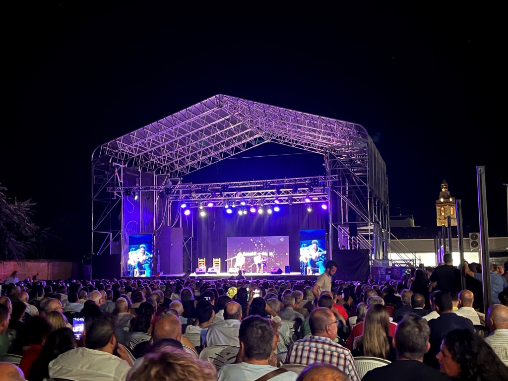 Alrededor de 1400 personas disfrutan en Corral de Calatrava con su Festival flamenco