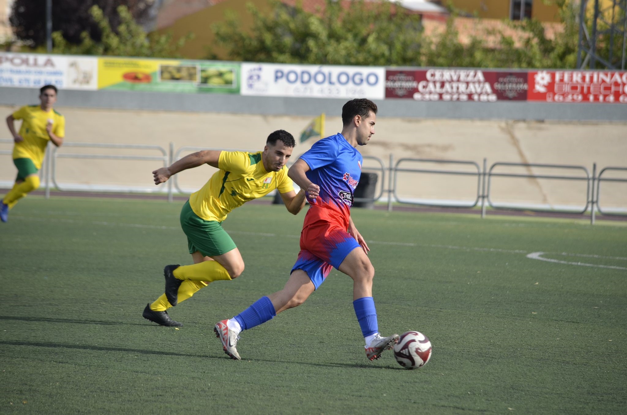 “El Alcázar CFD sucumbe en el segundo tiempo ante un correcto Membrilla CF”