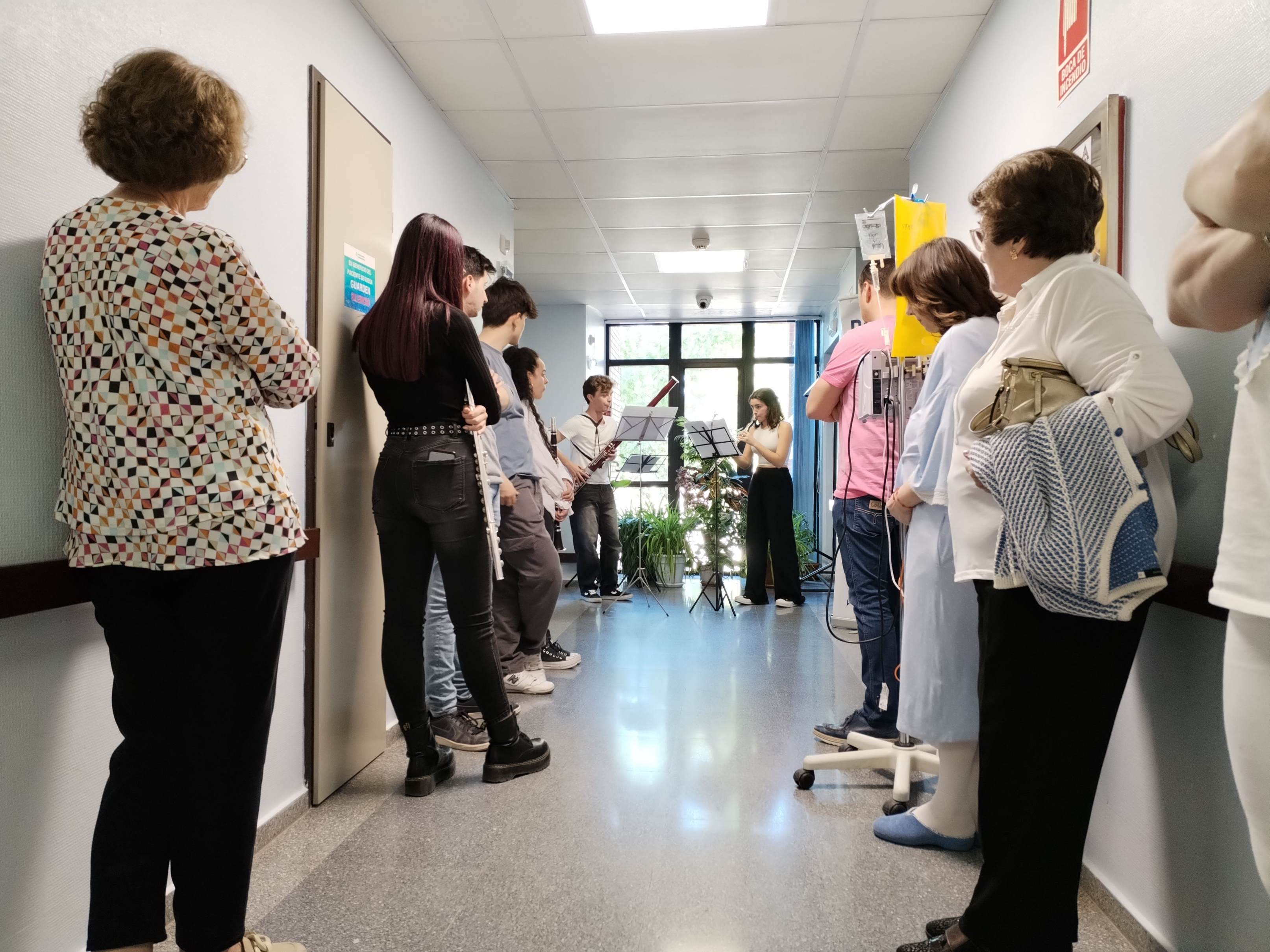 El Hospital Universitario Mancha Centro apuesta por la música como terapia a través del Proyecto Latido, dentro de su plan de Humanización