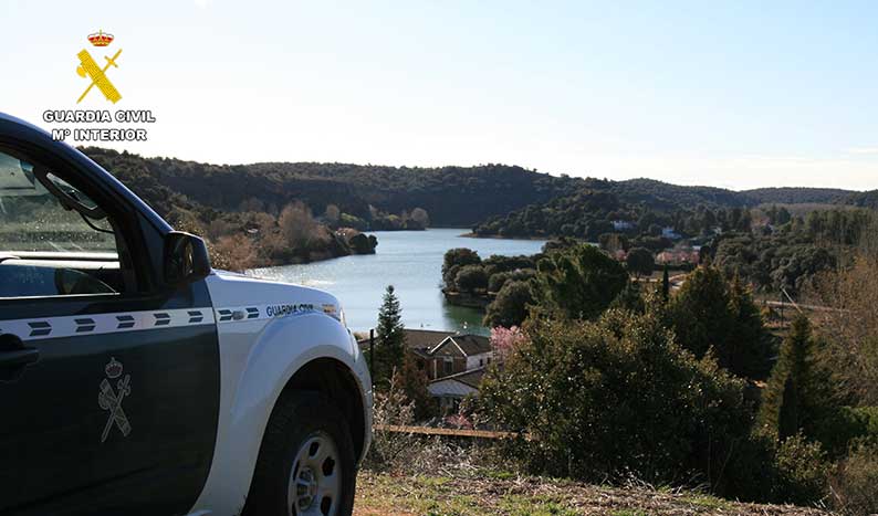 La Guardia Civil detiene a dos personas por el robo en un restaurante del parque natural de las Lagunas de Ruidera