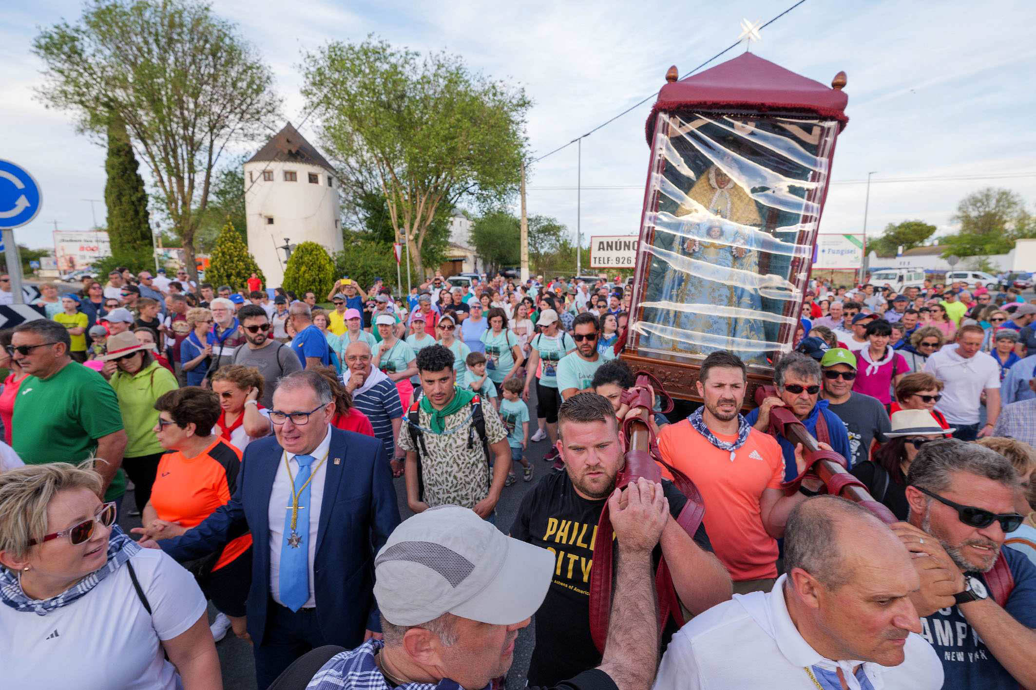 Argamasilla de Alba celebra su tradicional romería en honor a la Virgen de Peñarroya con gran participación y fervor religioso