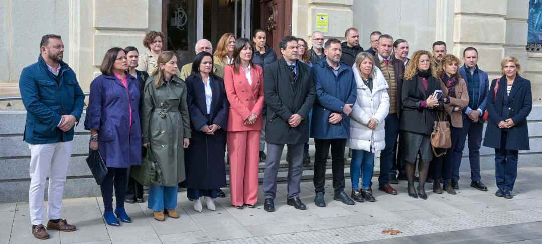 Valverde lamenta la pérdida de vidas por la dana, muestra su solidaridad con los afectados y pone de manifiesto la importancia de disponer de servicios de emergencia coordinados
