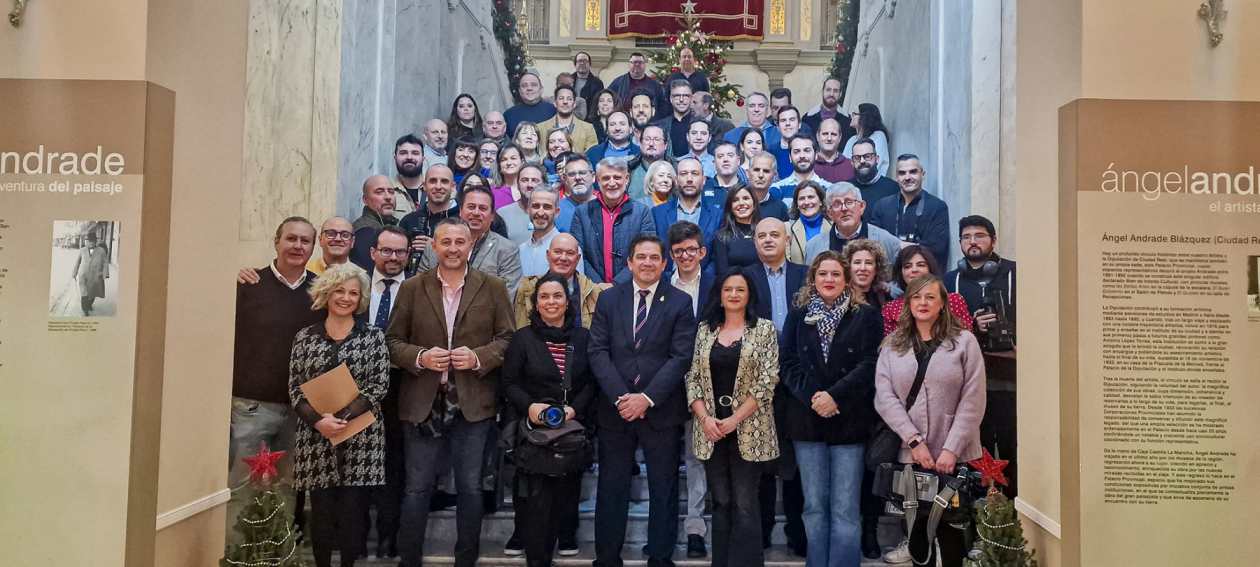 Valverde sugiere a la Prensa provincial en el tradicional encuentro navideño que refleje también las cosas positivas de los pueblos
