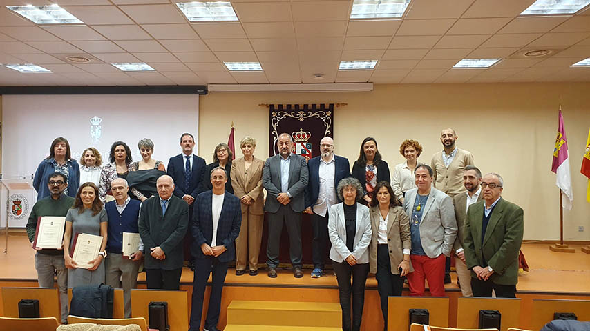 Acto de toma de posesión de nuevo profesorado y homenaje al personal que cumple 25 años de servicio en el Campus de Cuenca