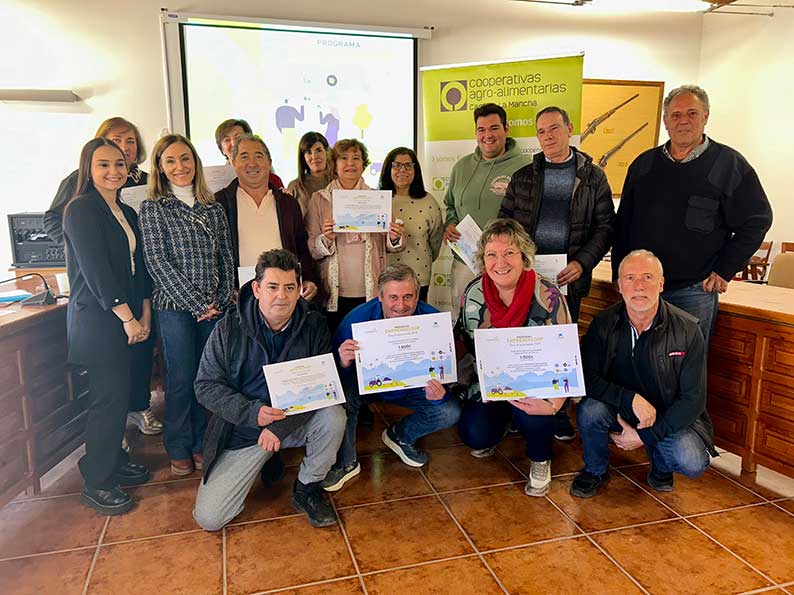 EMPRENDECOOP finaliza en Belmonte con la entrega de dos becas de 1.500 euros cada una para impulsar dos modelos de negocio en el medio rural