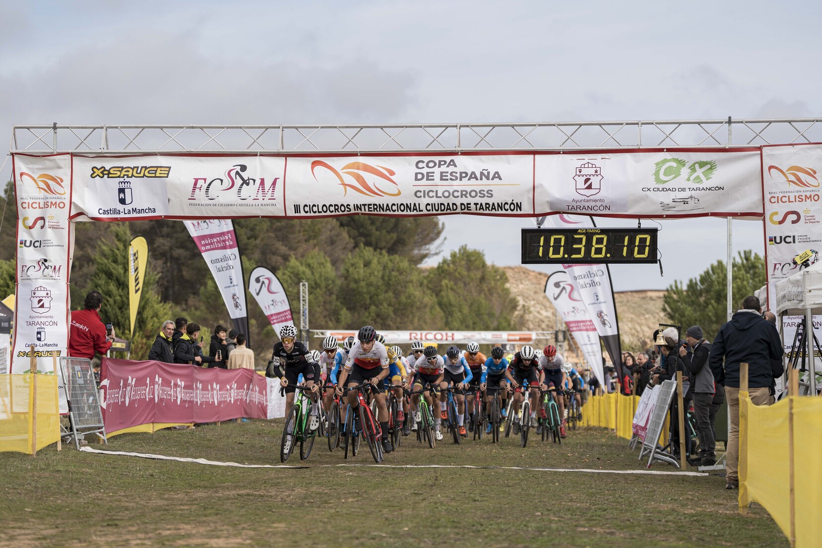 Lucía González y Kevin Suárez consolidan en Tarancón su supremacía en la Copa de España de Ciclocross