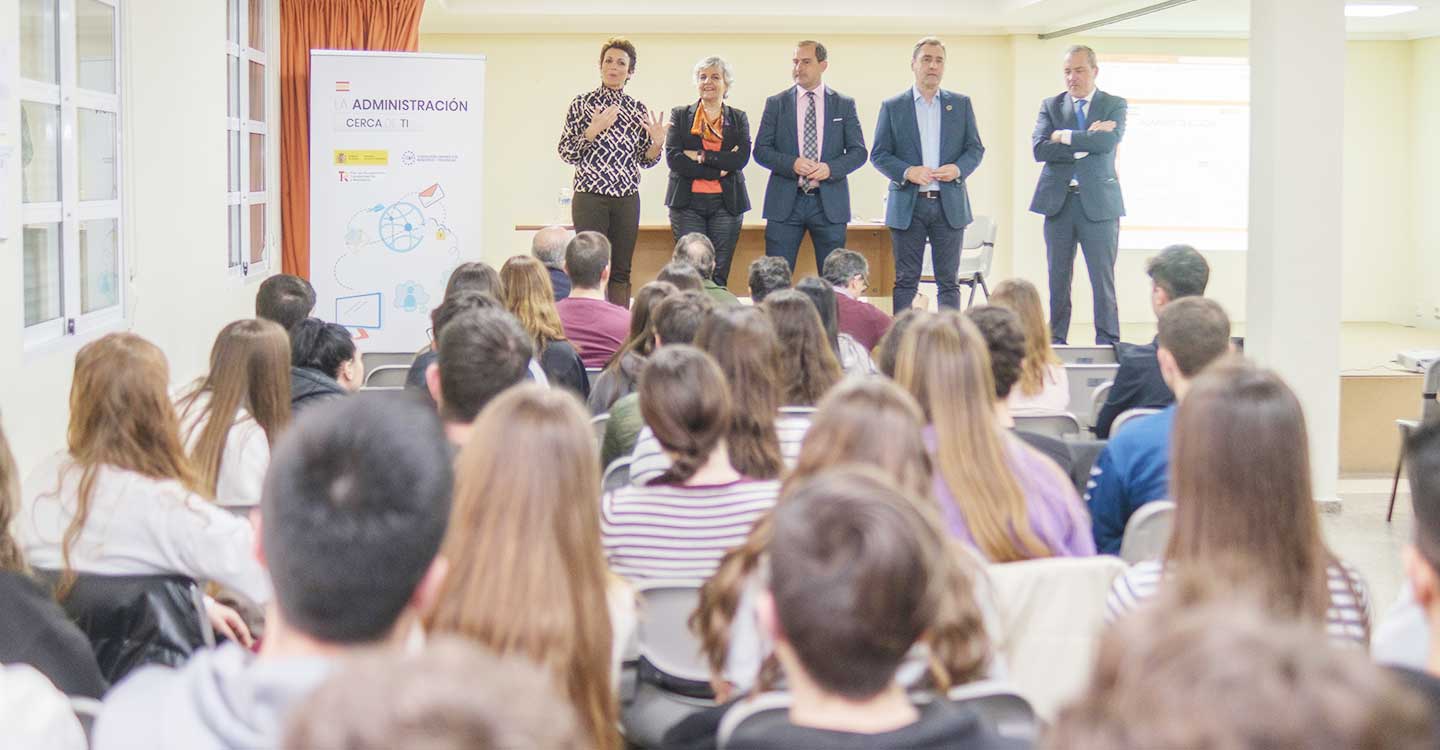 El delegado del Gobierno de España en Castilla-La Mancha resalta el esfuerzo de la Administración General del Estado por facilitar los trámites online a la ciudadanía