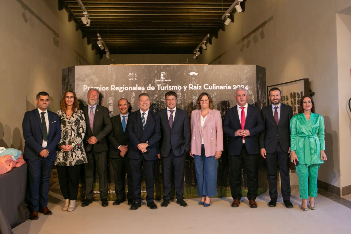 Nueve empresas, restaurantes y entidades locales son reconocidas en los  Premios Regionales de Turismo y Raíz Culinaria