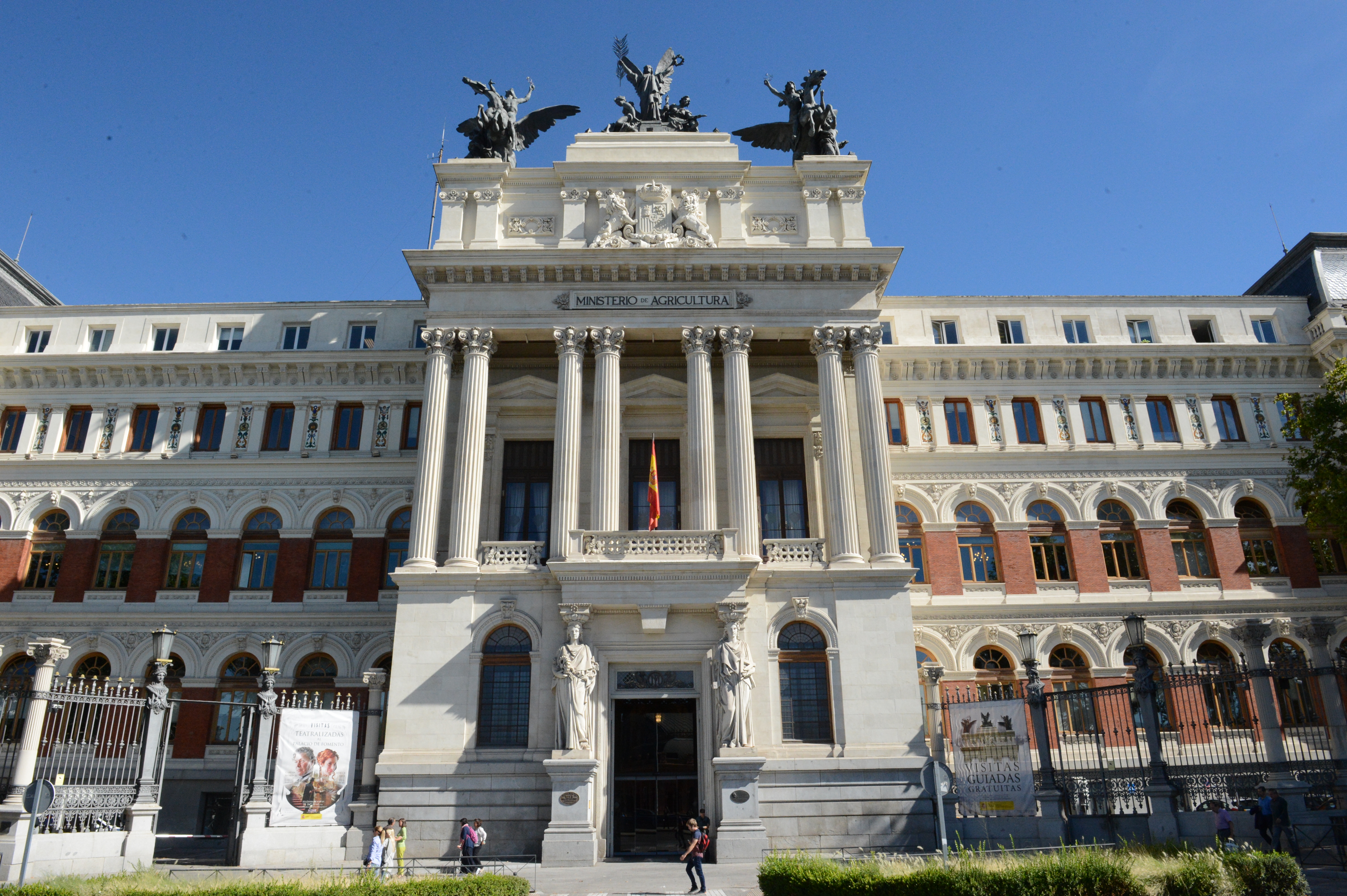 El Ministerio de Agricultura, Pesca y Alimentación establece una cuantía mínima de 5.000 euros para la ayuda directa a las explotaciones agrarias afectadas por la dana