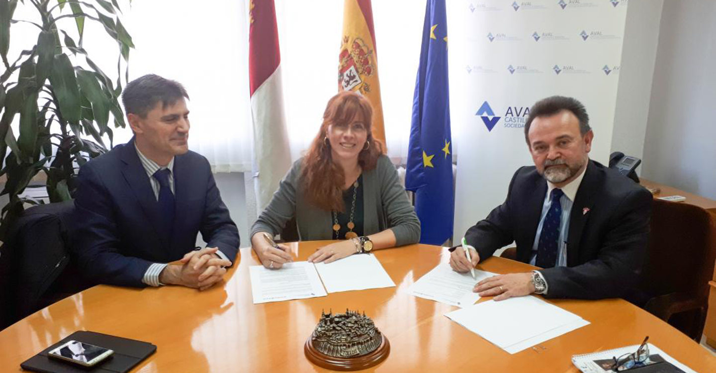 Aval Castilla-La Mancha firma un convenio de colaboración con la entidad financiera Triodos Bank