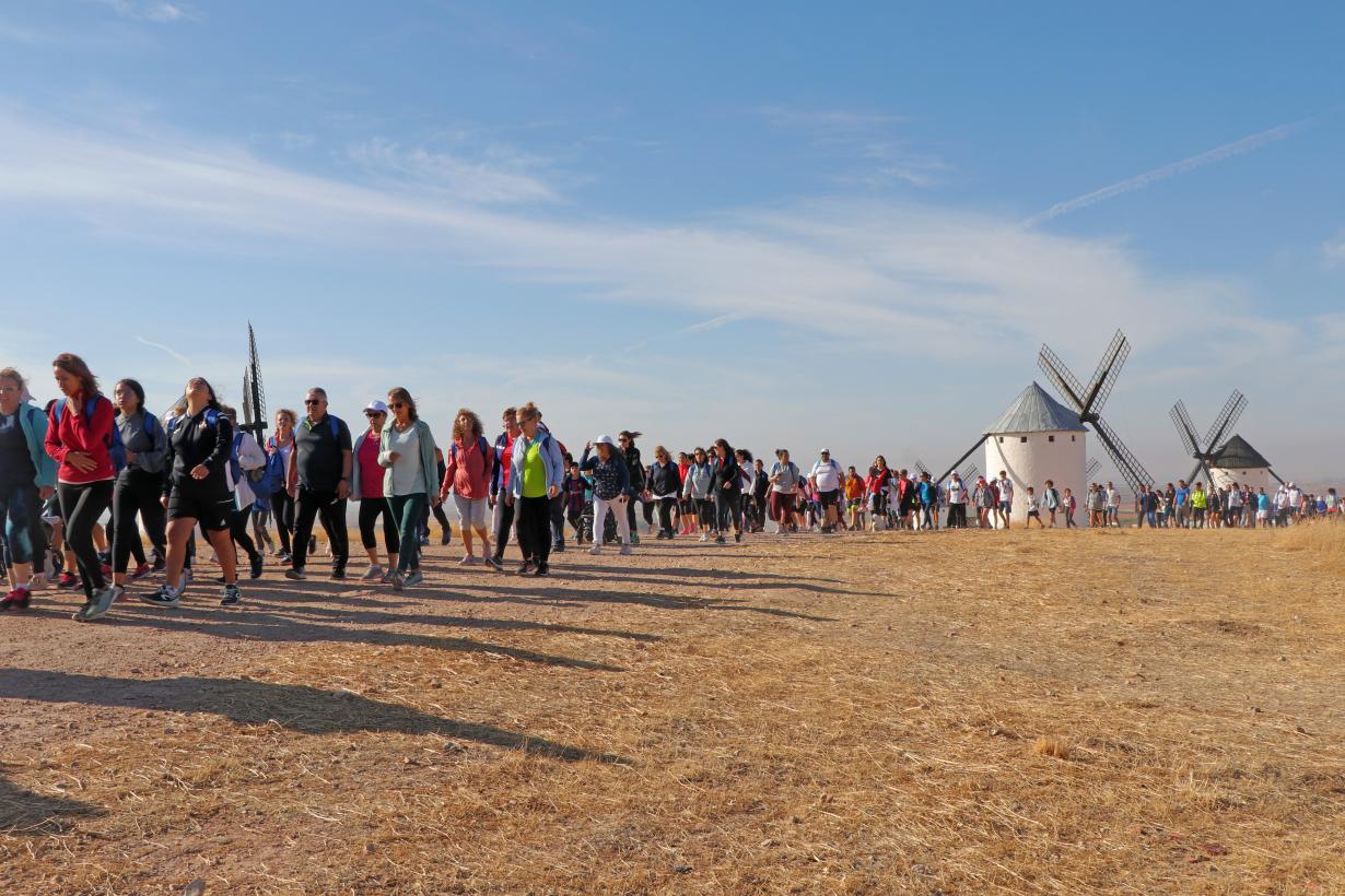 El Gobierno de Castilla-La Mancha cierra la sexta edición de 7000pasosX con la participación de cerca de 3.800 personas en 36 rutas