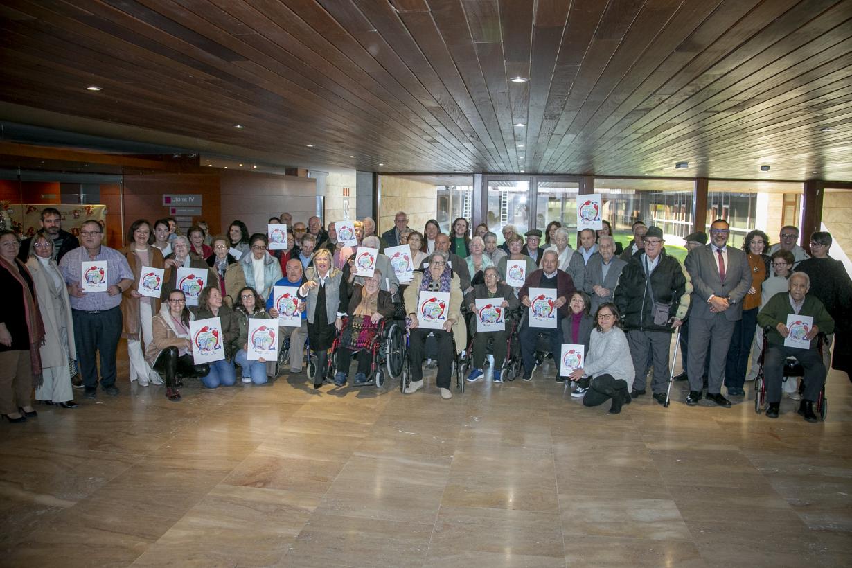 El Gobierno de Castilla-La Mancha presenta una nueva edición de la campaña ‘Navidad en Compañía. Ningún Mayor Sólo’