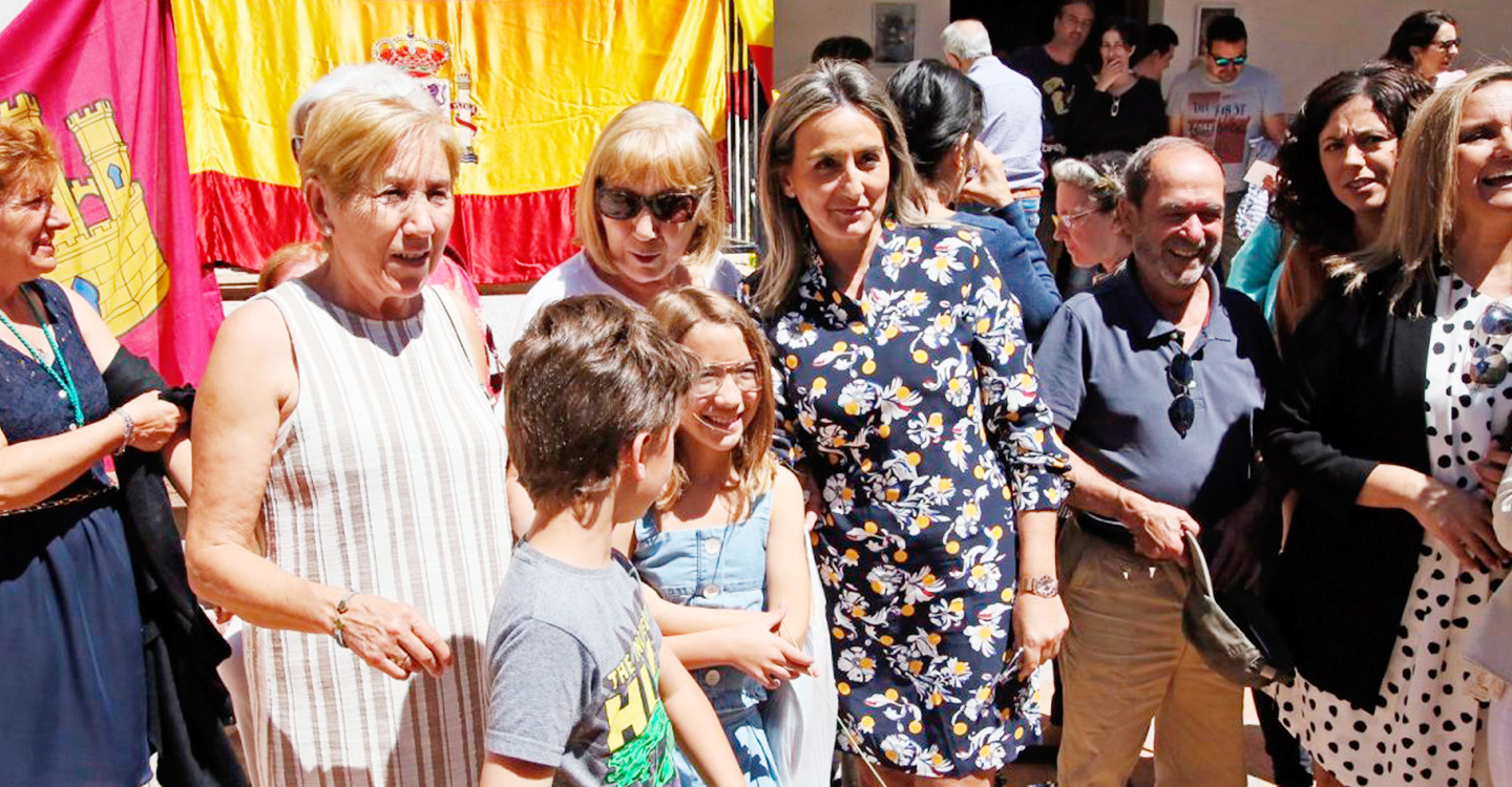  Cientos toledanos y toledanas se suman a la romería de la Virgen de ‘La Bastida’ que ha contado con la presencia de la alcaldesa  