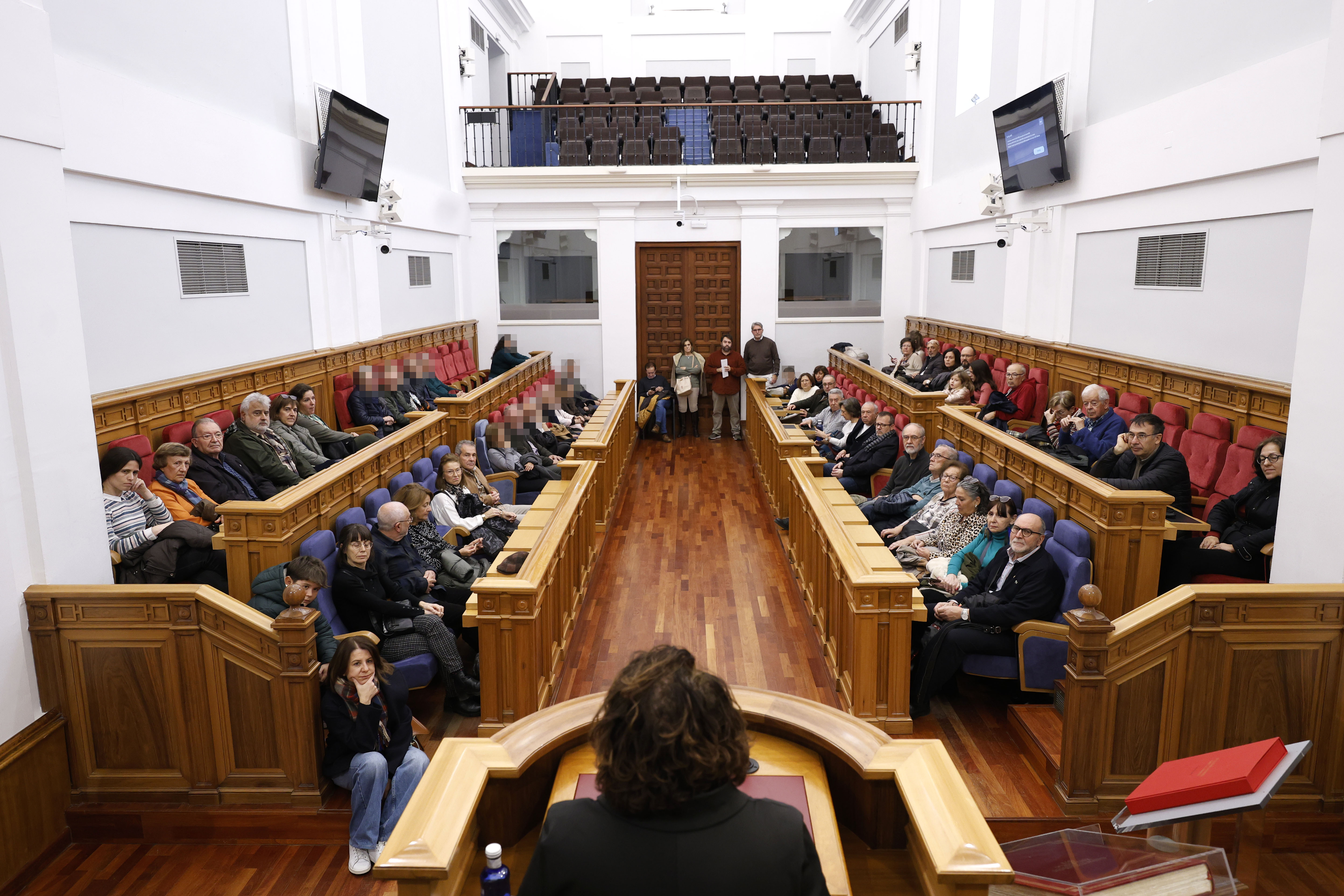 El programa de ‘Cortes Abiertas’ permite este año a más de 4.000 personas para conocer la sede del Parlamento de Castilla-La Mancha