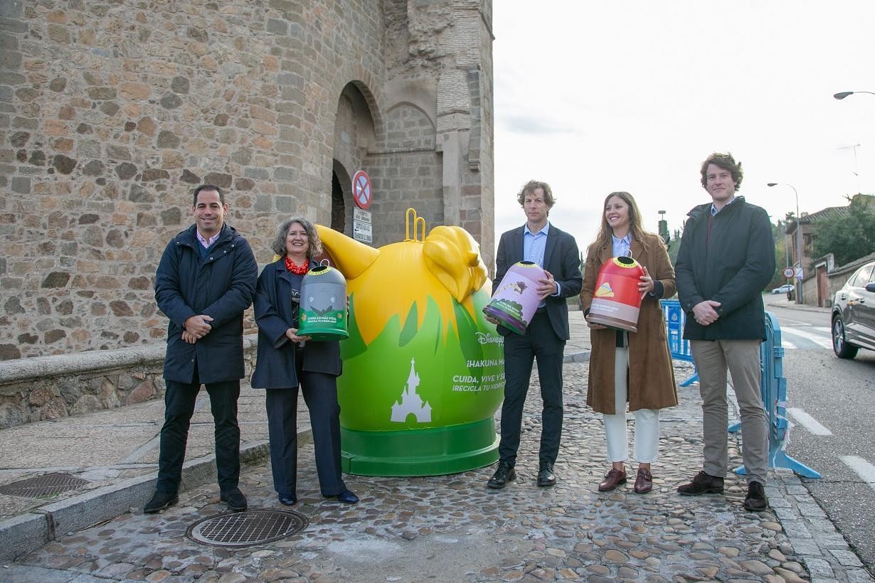 El Gobierno de CLM y Ecovidrio presentan la campaña de recogida de vidrio con iglús inspirados en Disney para fomentar un mayor reciclaje 