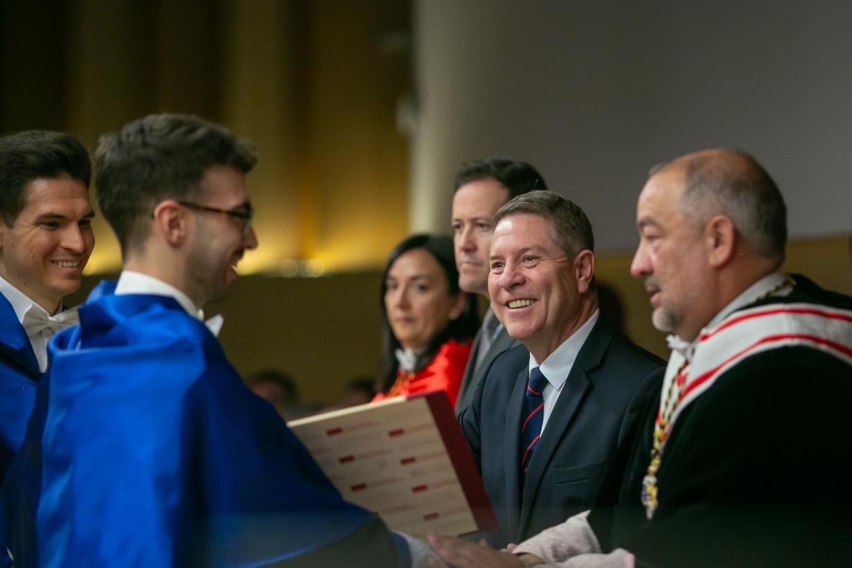 García-Page anuncia la gratuidad de la primera matrícula universitaria “a partir del próximo curso” para que “el bolsillo no limite” ninguna capacidad 