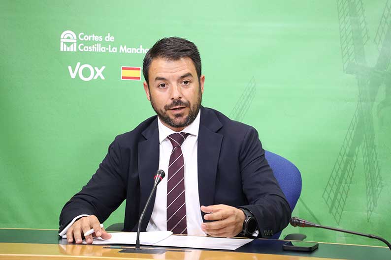 VOX CLM presenta una iniciativa para resolver los problemas de acumulación de lana y garantizar los medios necesarios a los ganaderos de la región