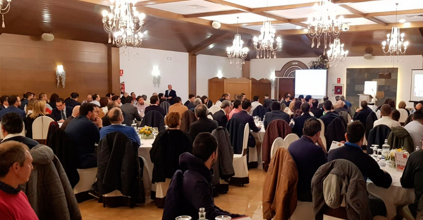 Más de 200 empresarios asistieron a la presentación de BNI Líderes en Tomelloso