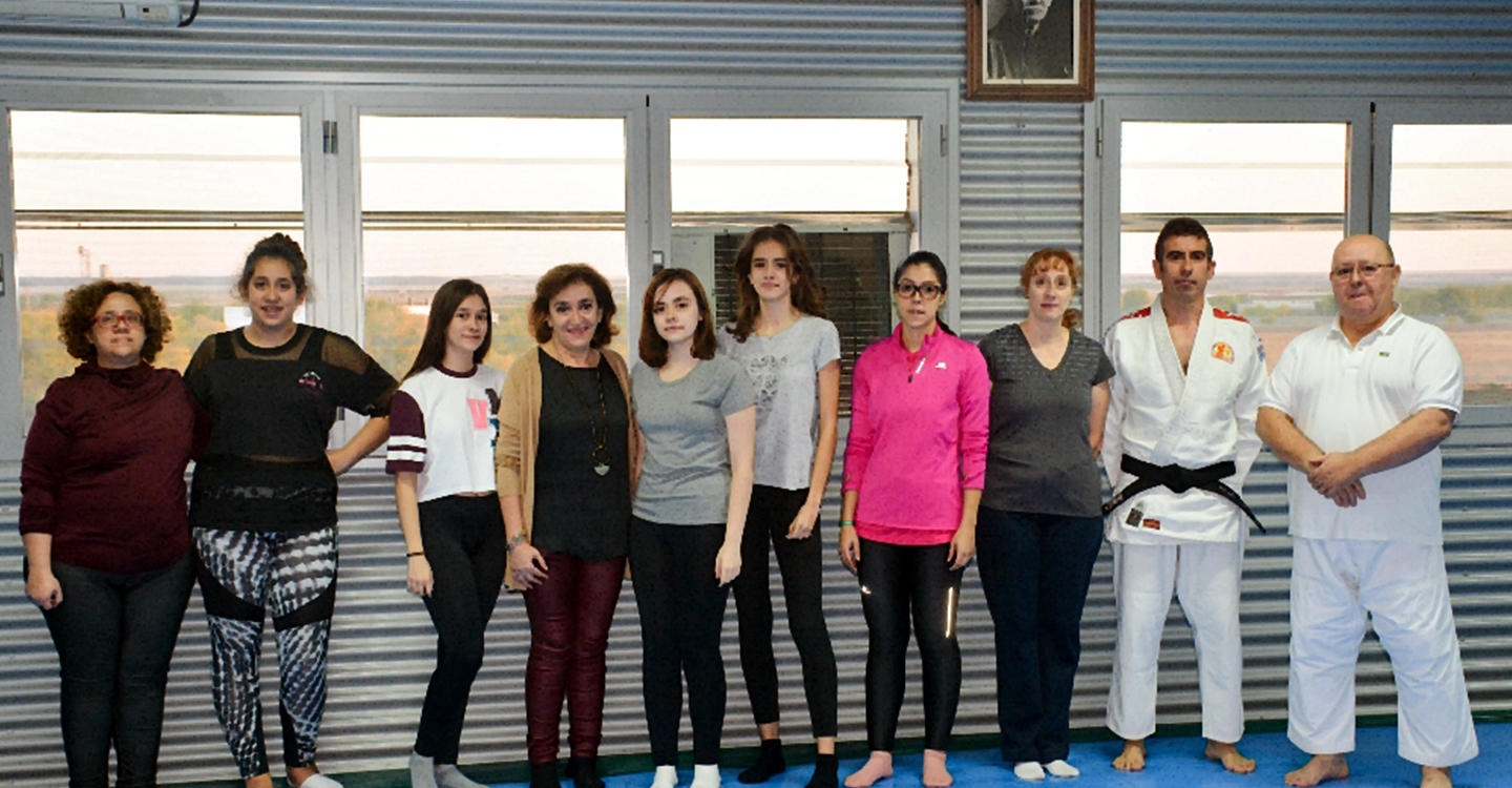 Comienza el curso de defensa personal organizado por el Centro de la Mujer