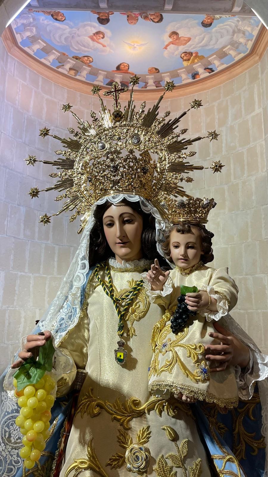 Medalla Alcaldesa Perpetua Virgen de las Viñas