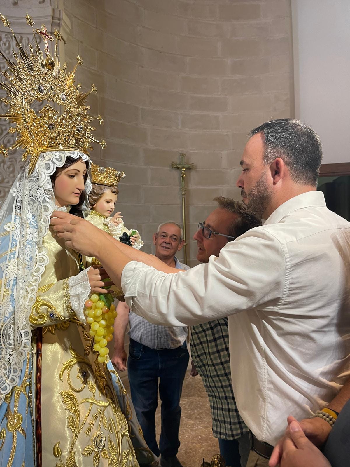 Medalla Alcaldesa Perpetua Virgen de las Viñas