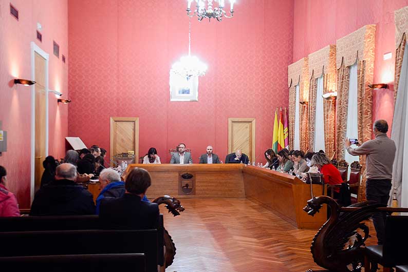 Acuerdo sin fisuras en el Ayuntamiento de Tomelloso en apoyo a una Proposición no de Ley para la integración ferroviaria de Tomelloso y Argamasilla