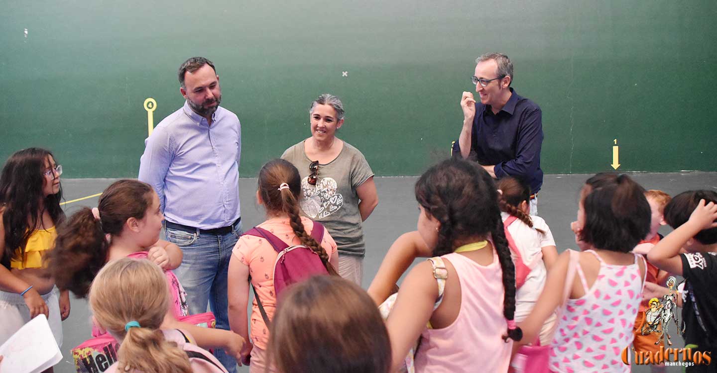  90 escolares participan en el Campamento Urbano y 20 personas con discapacidad en la Escuela Especial de Verano