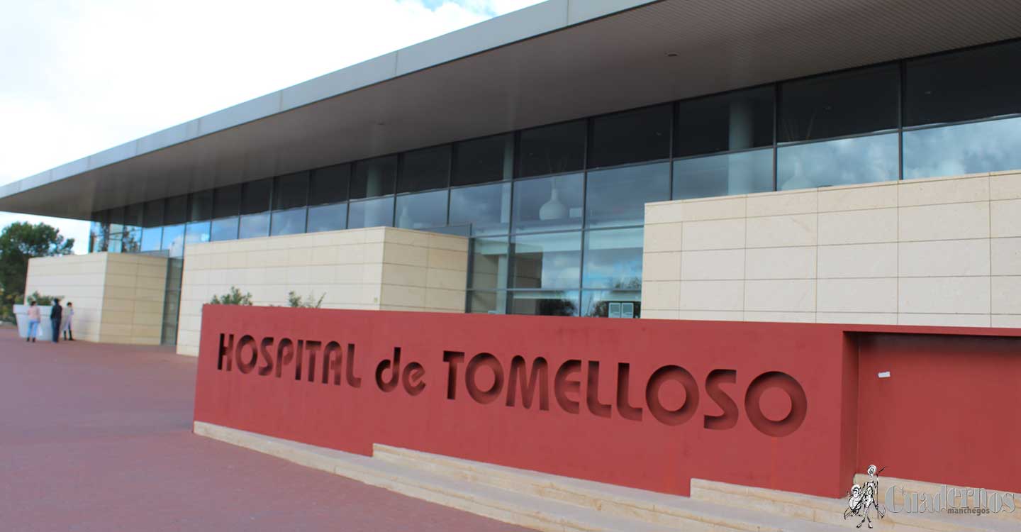 Trasladados al Hospital General de Tomelloso dos hombres con heridas por arma blanca