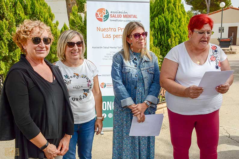 Immaculada Jiménez participa en los actos organizados por la Asociación Puertas Abiertas con motivo del Día Mundial de la Salud Mental
