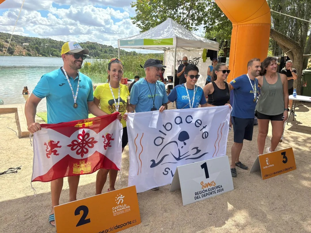 Laura Gallego, subcampeona del VI Campeonato de Castilla-La Mancha Open de Aguas Abiertas en categoría máster 35