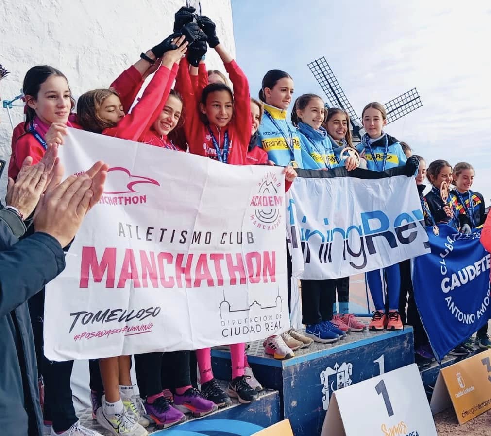  El Equipo Sub14 Femenino de la Manchathon Academy Tomelloso se proclama Subcampeón Regional de Cross