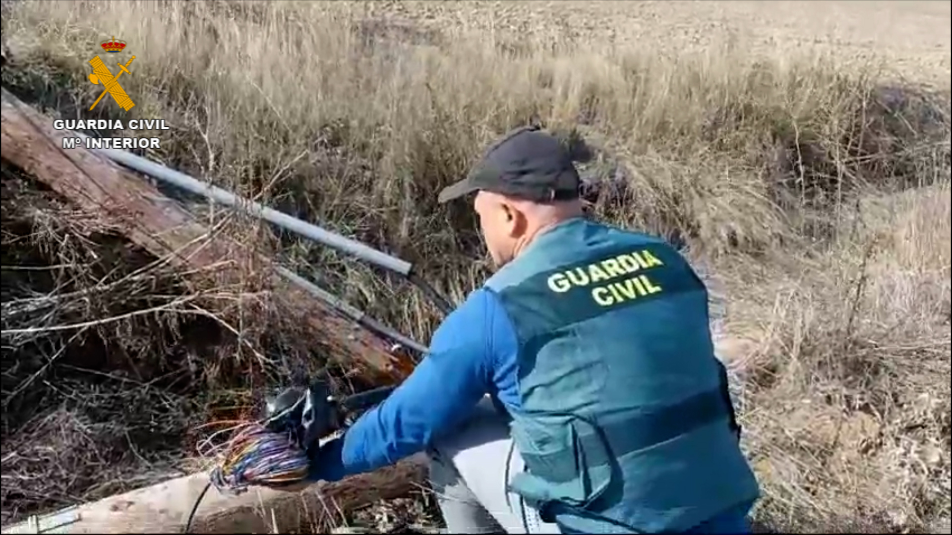 La Guardia Civil desarticula un grupo criminal integrado por ocho personas dedicadas al robo de cableado de cobre de telefonía en la provincia de Valladolid