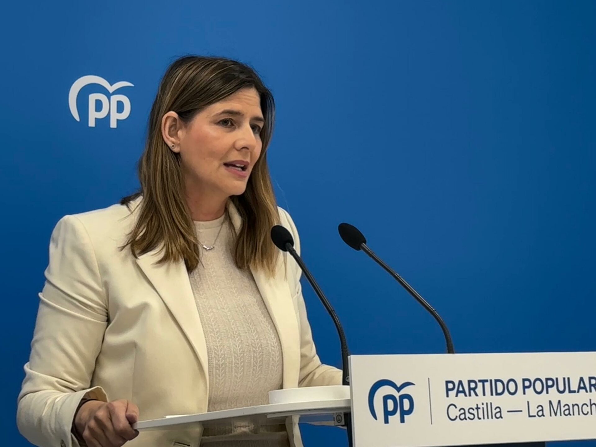 Agudo confirma que las 20 medidas “reales, efectivas y fiscales” del PP en materia de vivienda paliarán el grave problema que sufren los vecinos de la región