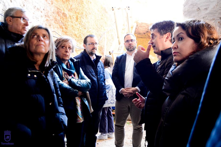 Alumnos y profesores de la UCLM visitan areneros en Tomelloso