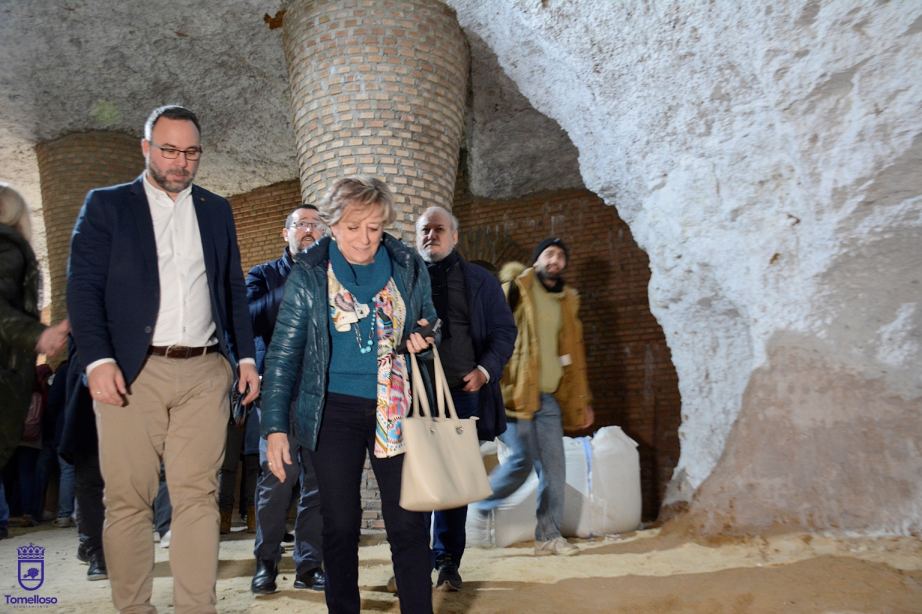 Alumnos y profesores de la UCLM visitan areneros en Tomelloso