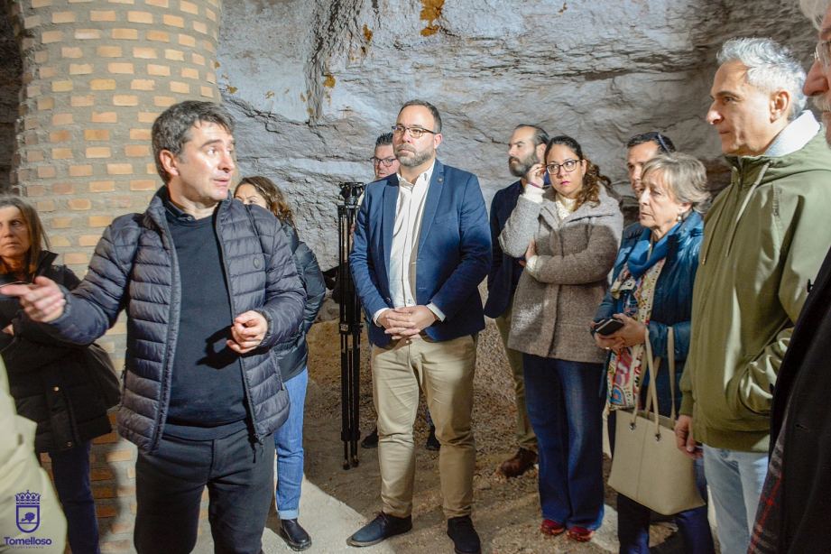 Alumnos y profesores de la UCLM visitan areneros en Tomelloso