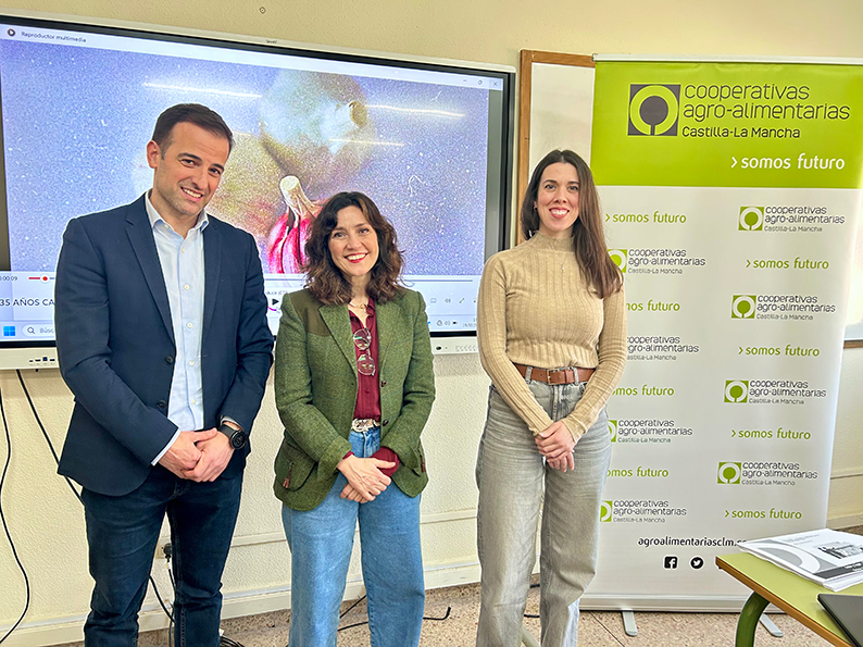 Cooperativas Agro-alimentarias Castilla-La Mancha inicia un programa formativo sobre cooperativismo en el I.E.S. Juan Bosco de Alcázar de San Juan